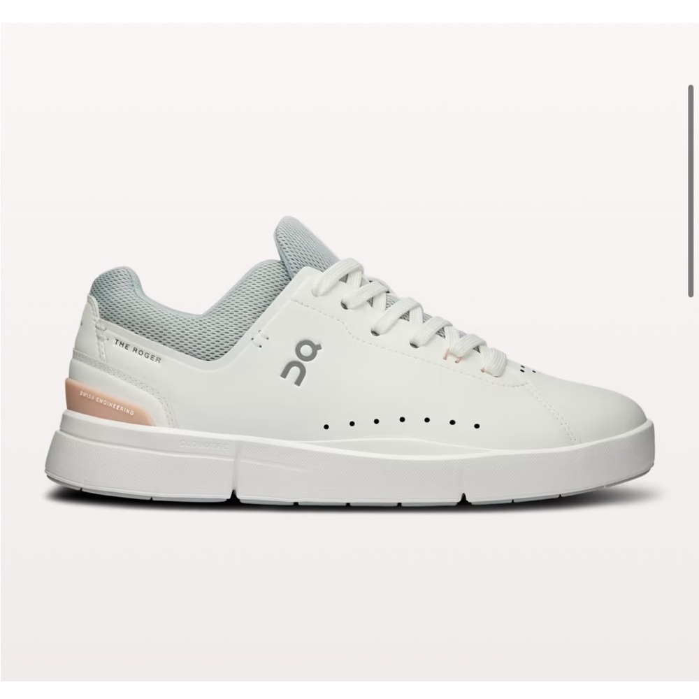 On Running Rodger Clubhouse — worn once!